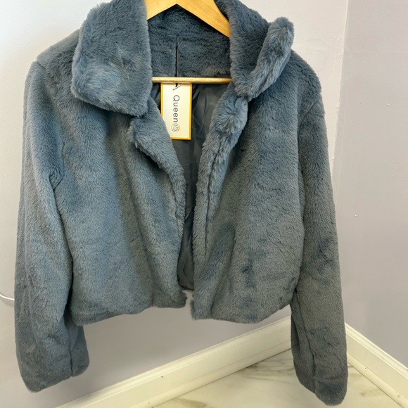 Fur Jacket - Picture 3 of 4